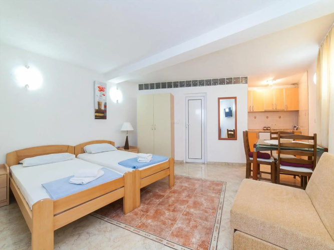Spin Apartments