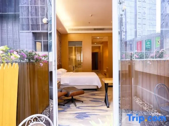 Deluxe Double Suite