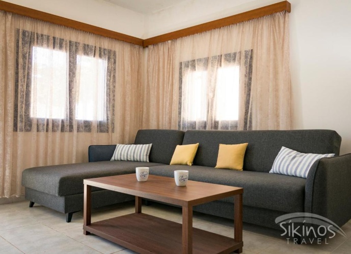 2 Bedrooms Cottage