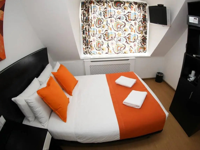 Heathrow Inn
