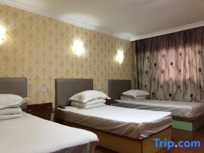 Economy Triple room