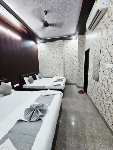 Shree Kalyan Palace