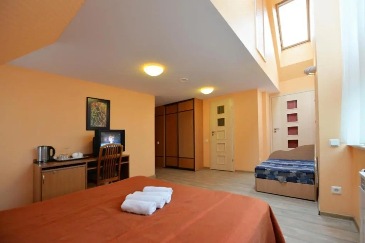 Economy Double room with view