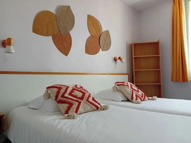 Standard Twin room with city view
