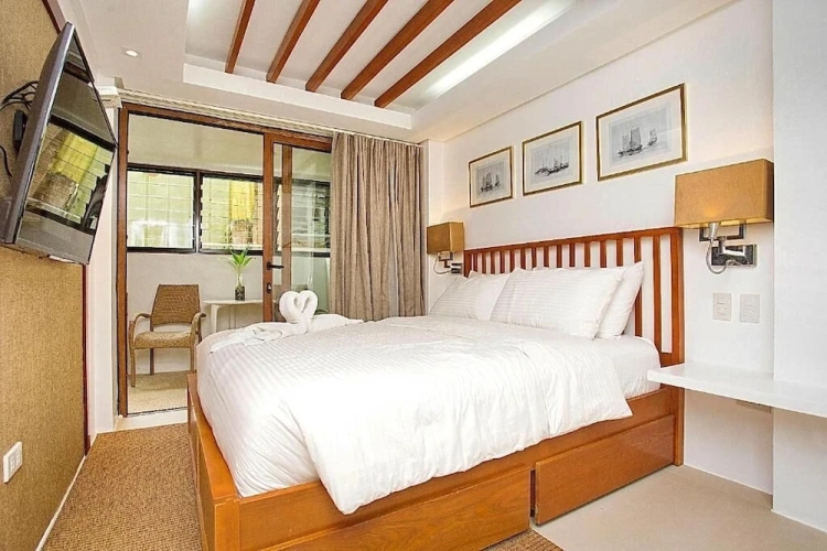 Superior Basement room