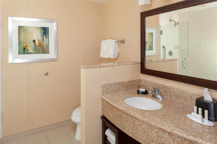 Courtyard by Marriott Downtown Memphis