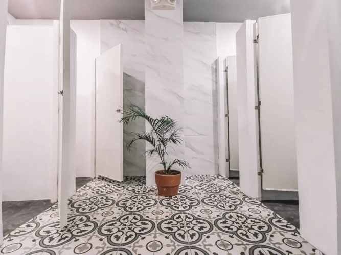 Murals Sleepbox Capsule Hostel - Adults Only