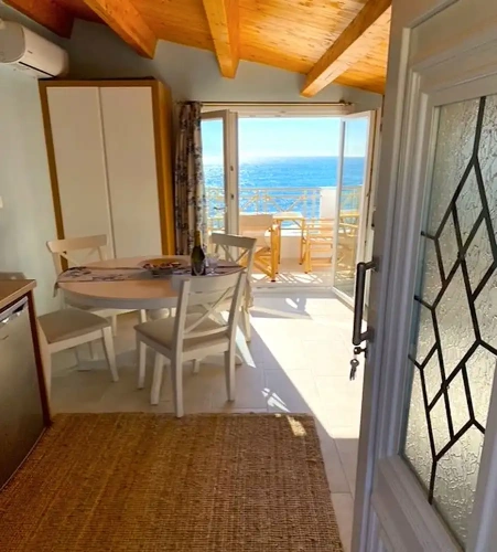 1 Bedroom Apartment with balcony