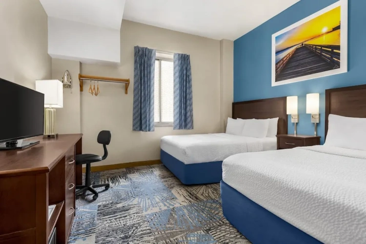Twin room