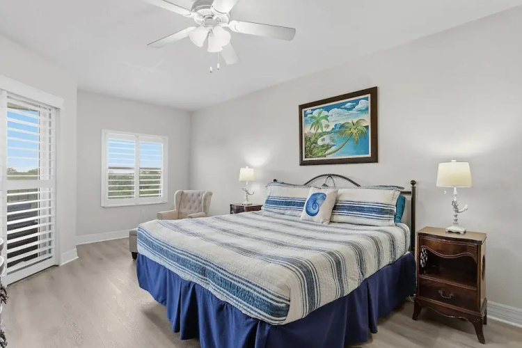 Oceanwalk 17-303