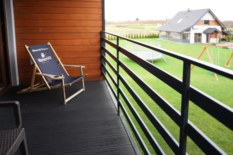 4 Bedrooms Deluxe Cottage