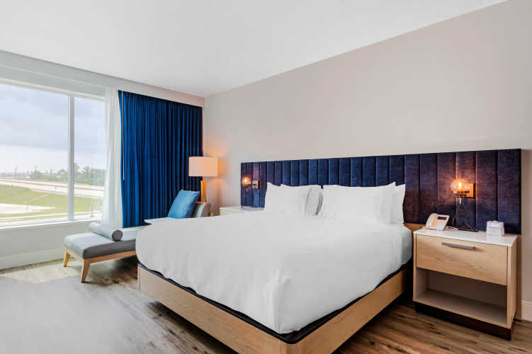 EVEN Hotel Waco University Area photo 7