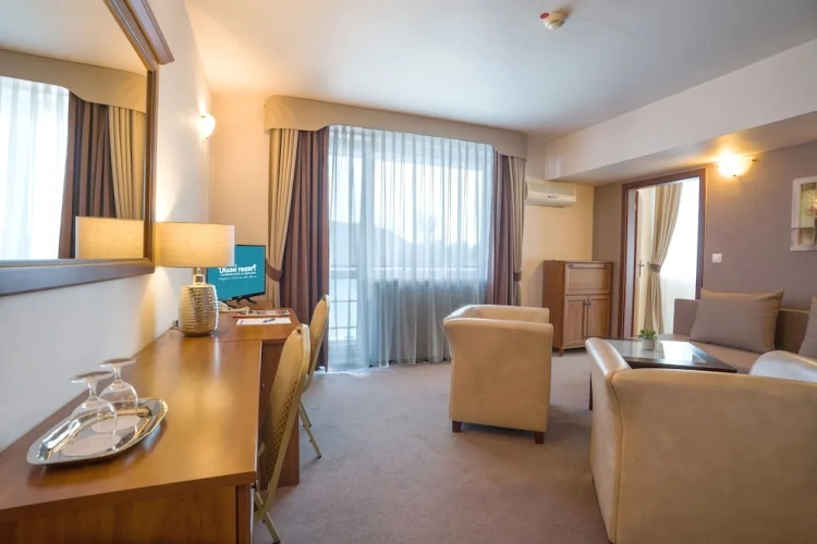 Suite with balcony