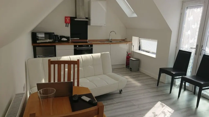 1 Bedroom Cottage