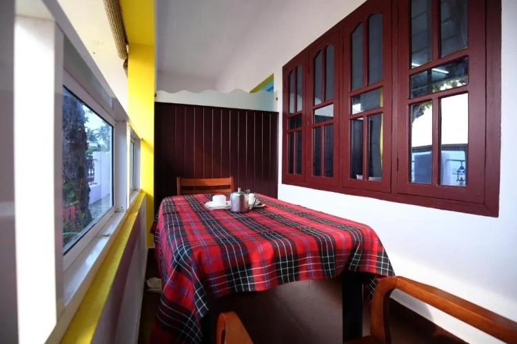 Deluxe Double room with balcony and with sea view