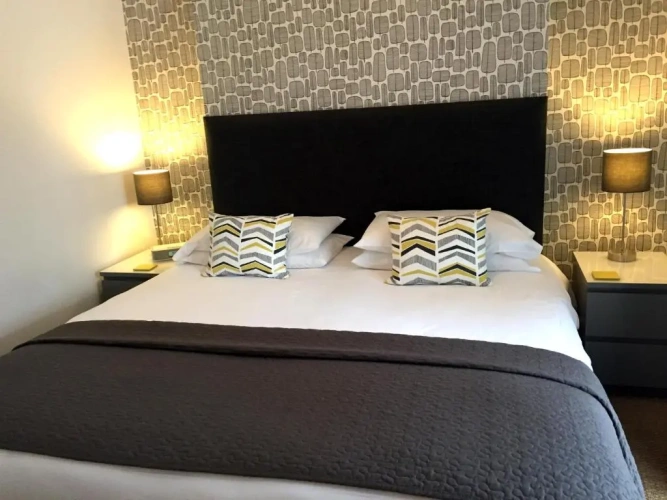 Deluxe Double Suite