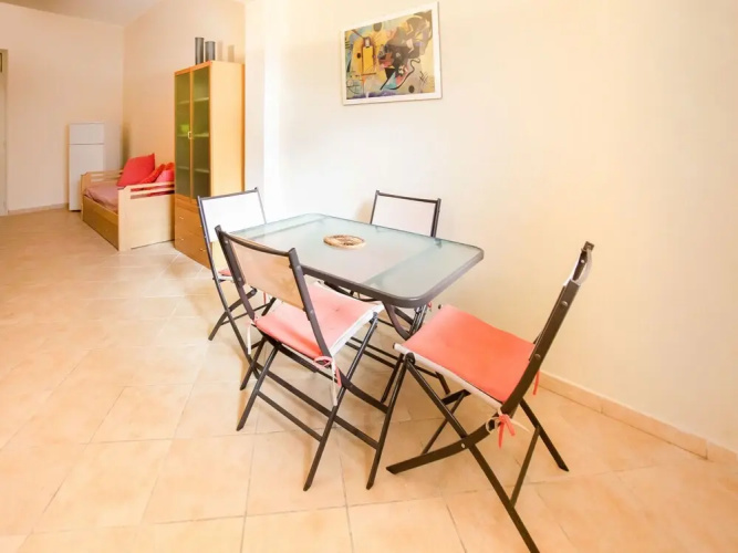 Homely Apartment in Palermo With Patio