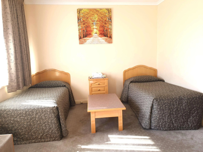 Glenelg Motel