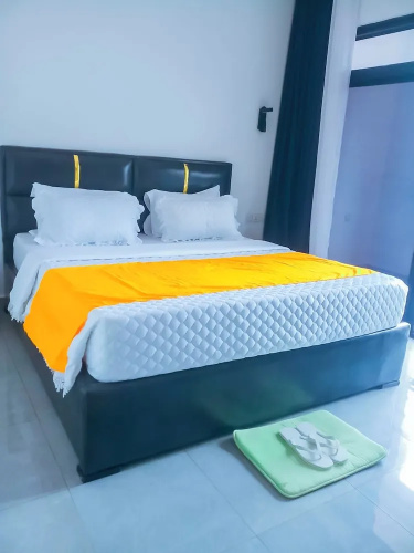 Martin Aviator Apartment