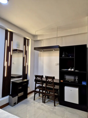 Shiloh Apartments