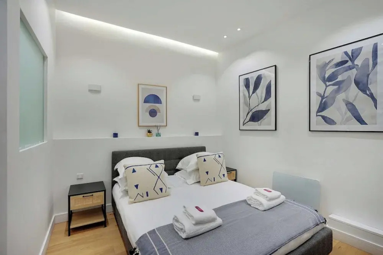 Apartment for 4 People in Bastille