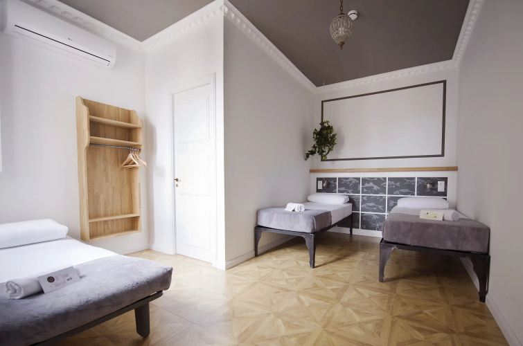 Casa Gracia Barcelona - Hostel