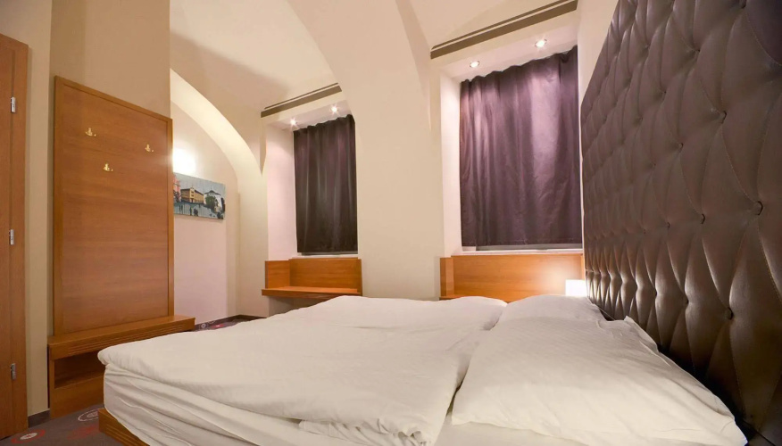 Hotel Center