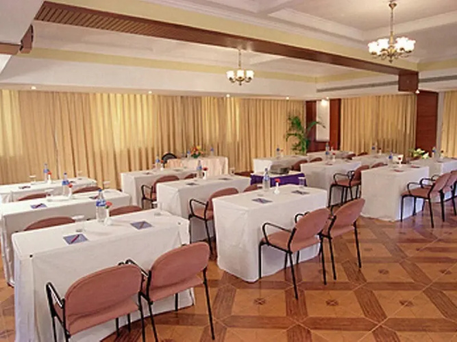 Nizmar Resort