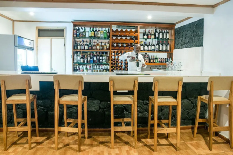 Ikoro Hotel