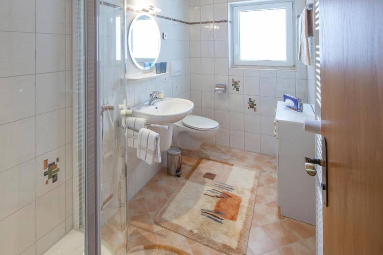 1 Bedroom Apartment with balcony