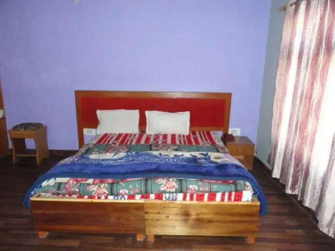 Hotel Shanti Palace