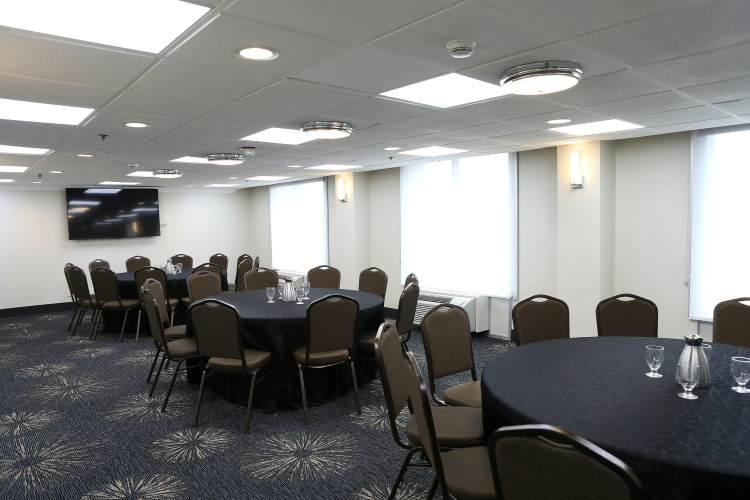 Holiday Inn Chicago Ohare Area photo 21