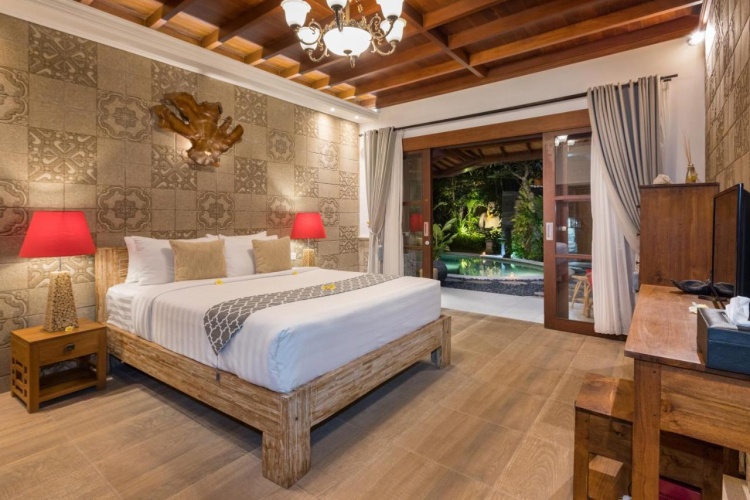 3 Bedrooms Villa