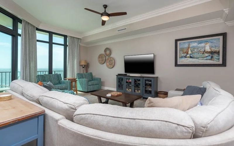 Phoenix West 807 3 Bedroom Condo