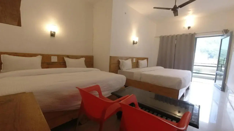 H7 Stay On The Ganges, Yoga & Spa Resort, Rishikesh
