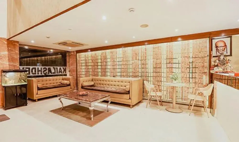 Fabhotel The Kailash Dev