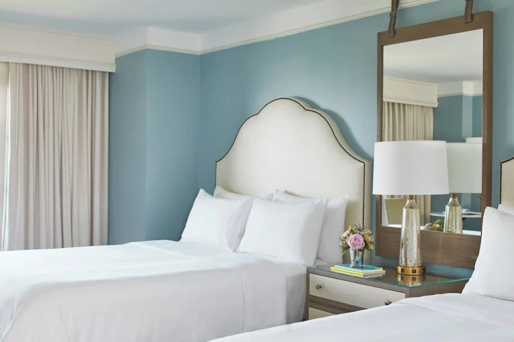 Premium Quadruple room with harbour view