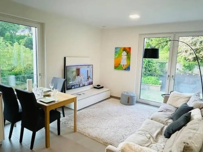 Deluxe Apartment