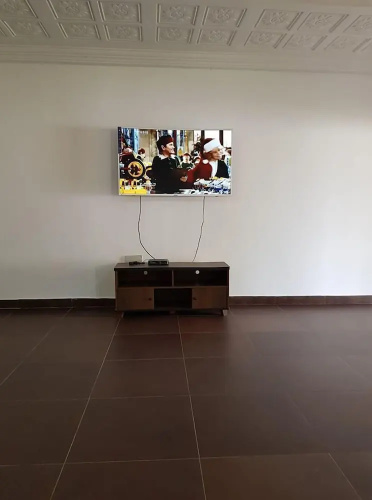 JBK Hostels Adjirinaganor