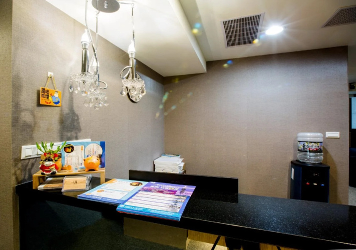 U Hotel (XIMEN)