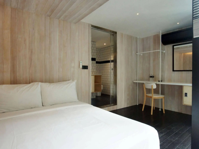 Container Hotel