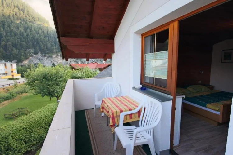 Apartment with balcony