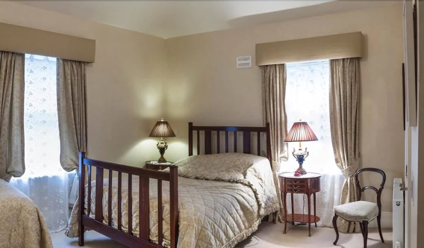 Moate Lodge