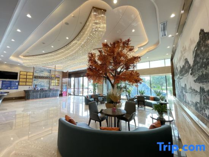 Poch Dream Hotel