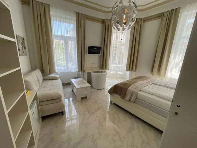 Ch-Hotel Luka