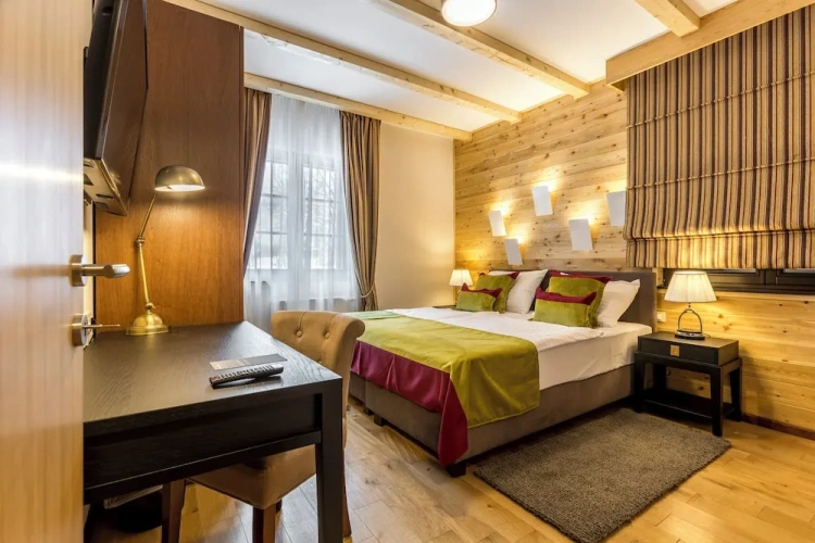 1 Bedroom Deluxe Suite