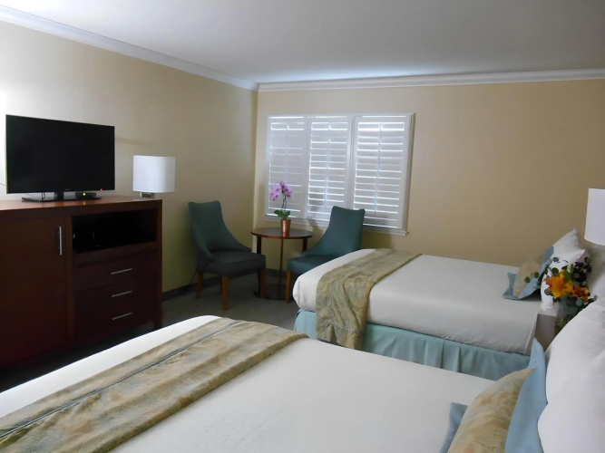 Carmel Bay View Inn