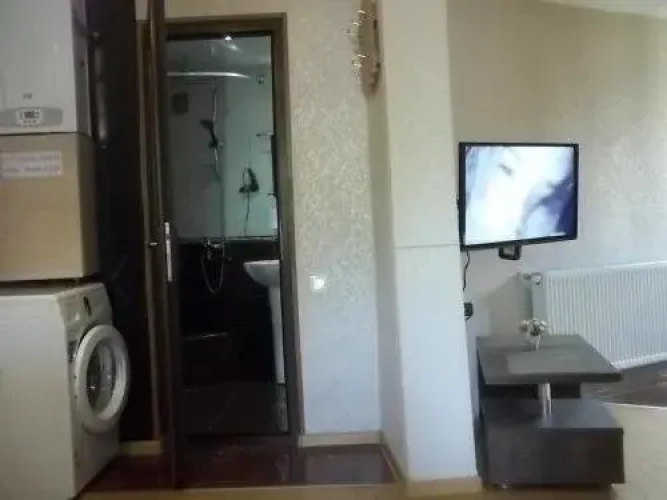 Hotel Visitor