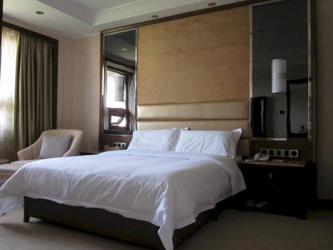 Yuehua Hotel