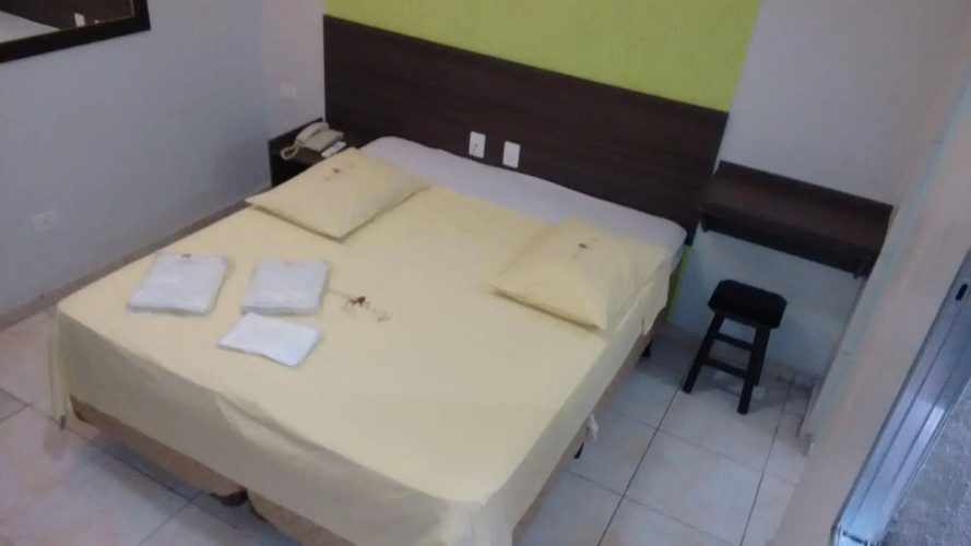 Center plaza hotel